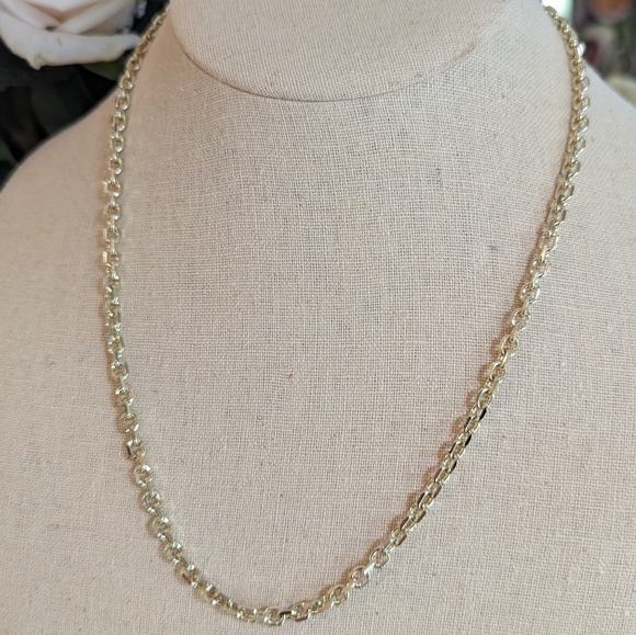 Cherish Gold Link Necklace - Picture 5 of 7